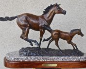 follow me - horses sculpture